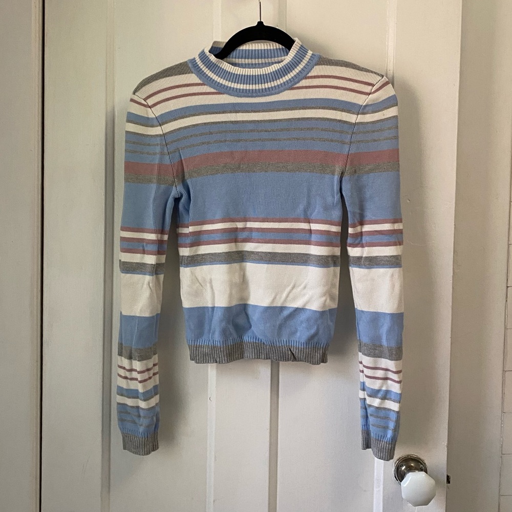 contemporary striped long sleeve tee